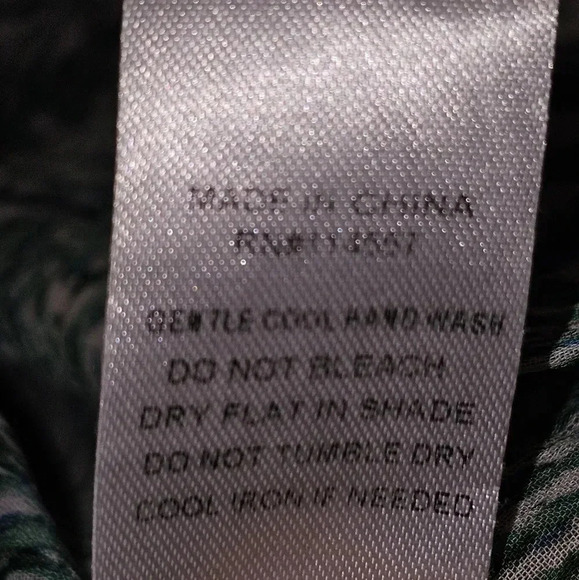 THML Blouse SZ M Lily Floral Flutter, Semi Ruffles,Smocked Sleeves,Boho,Peasant - Picture 9 of 11